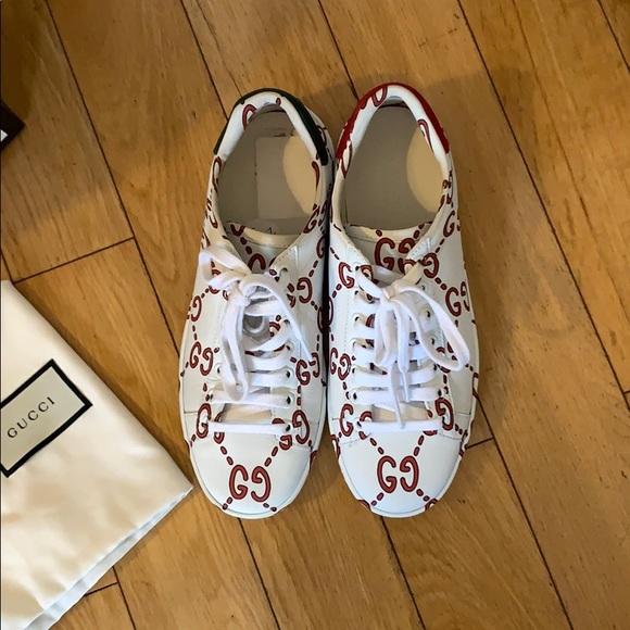 GUCCI Ace Ghost GG Sneakers - Picture 3 of 6